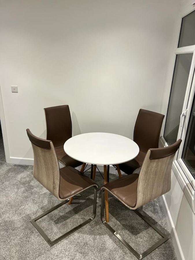 Quiet Hideout Apartamento Southend-on-Sea Exterior foto