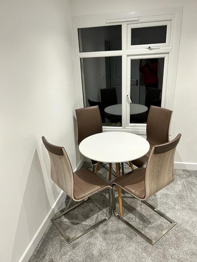 Quiet Hideout Apartamento Southend-on-Sea Exterior foto